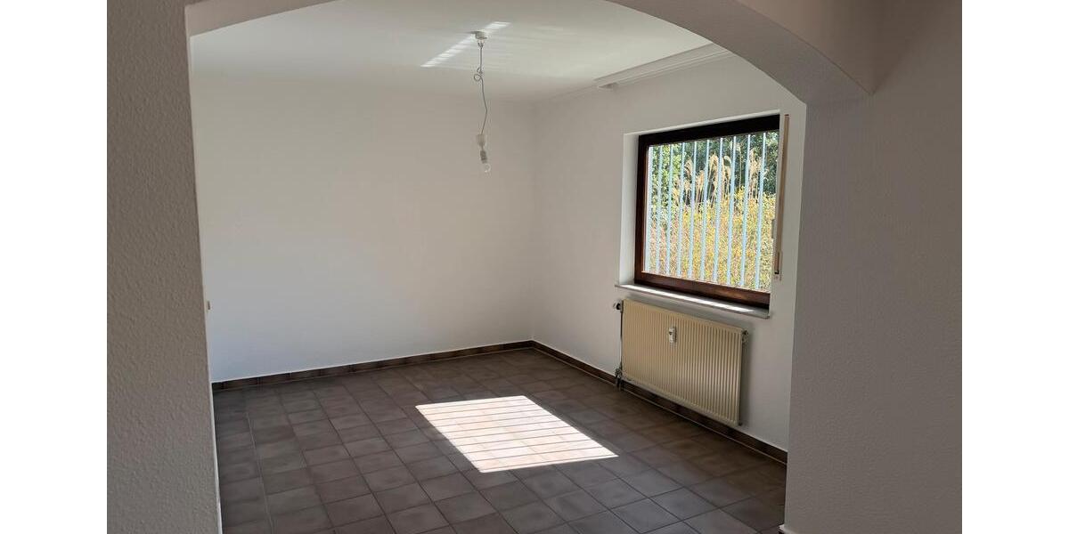 Erdgeschoßwohnung Bad Homburg vor der Höhe Gonzenheim - 3.5 Zimmer, 93 m&sup2;, 418.000&euro; | Angebot:26704861