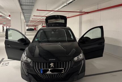 Peugeot 208 89.503 km 13.000 &euro; Neu Isenburg 63263