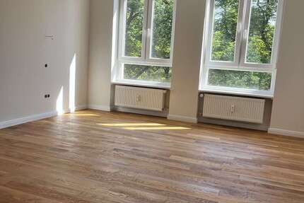 Wohnung zum Mieten in Frankfurt 2.150 € 90 m²