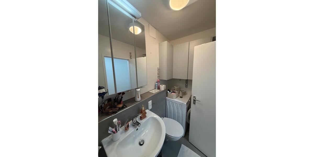 Etagenwohnung Frankfurt am Main Niederrad - 2 Zimmer, 42 m&sup2;, 950&euro; | Angebot:25310196