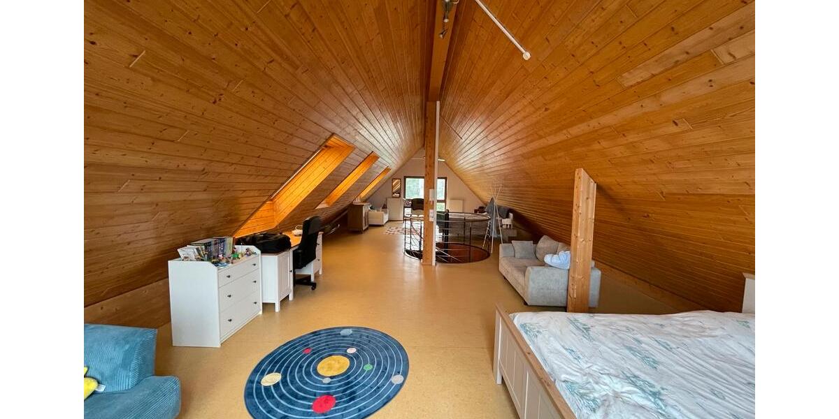 Maisonette 5 Zimmer Wohnung in Schwalbach am Taunus 5 zimmer