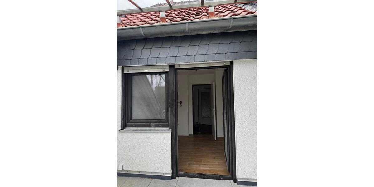 Dachgeschoßwohnung Darmstadt Bessungen - 4 Zimmer, 110 m&sup2;, 1.700&euro; | Angebot:24827367