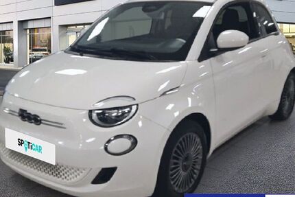 Fiat 500e 17.732 km 15.980 &euro; Frankfurt 60314