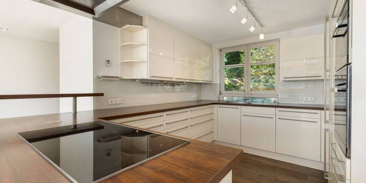 Reihenmittelhaus Hofheim am Taunus Lorsbach - 6 Zimmer, 260 m&sup2;, 899.000&euro; | Angebot:23950743