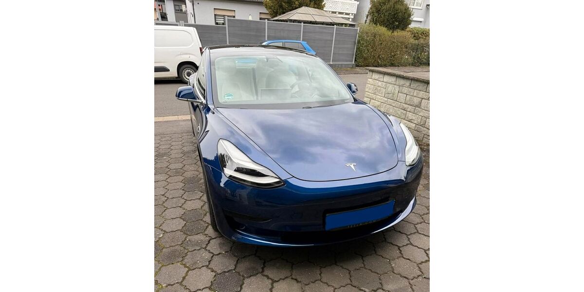Tesla Model 3 15.000 km 25.200 &euro; Alzenau 63755