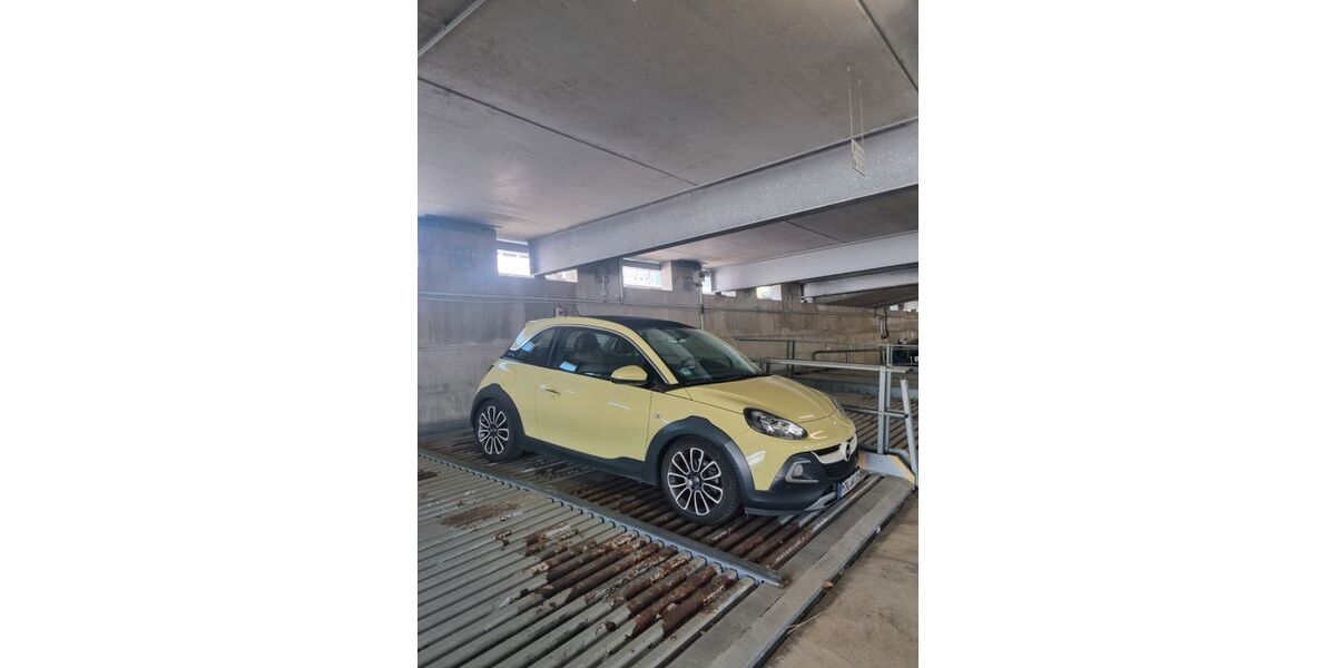 Opel Adam 124.955 km 6.750 &euro; Bad Soden 65812