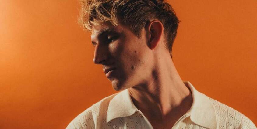 Toni Mogens 12.02.2027 Elfer Music Club
