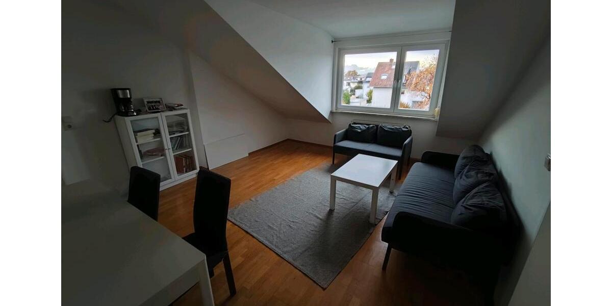 Charmante 2-Zimmerwohnung mit frisch renovierte m Gartenhaus 2 zimmer