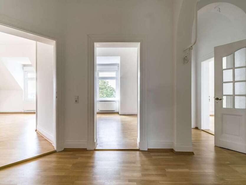 Wohnung zum Mieten in Wiesbaden 1.300 € 93 m²