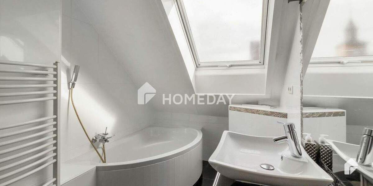 Liederbach am Taunus: Stilvolles Mehrfamilienhaus - Wohnkomfort trifft attraktive Lage 8 zimmer