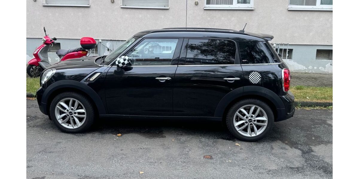 Mini Countryman S (Cooper) 206.000 km 4.200 &euro; Rüsselsehim 65428