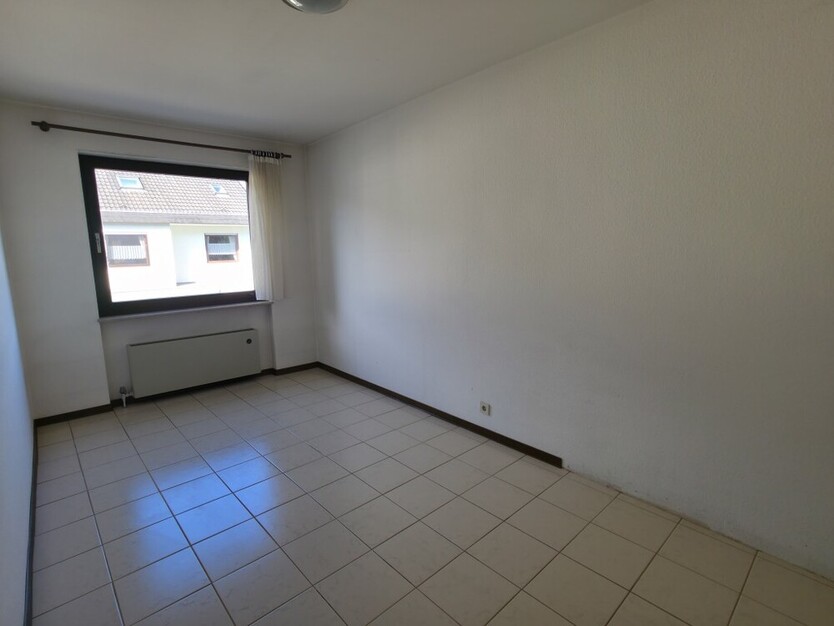 *OF-Rosenhöhe - familienfreundliche Lage - großes Reihenhaus mit viel Potenzial*