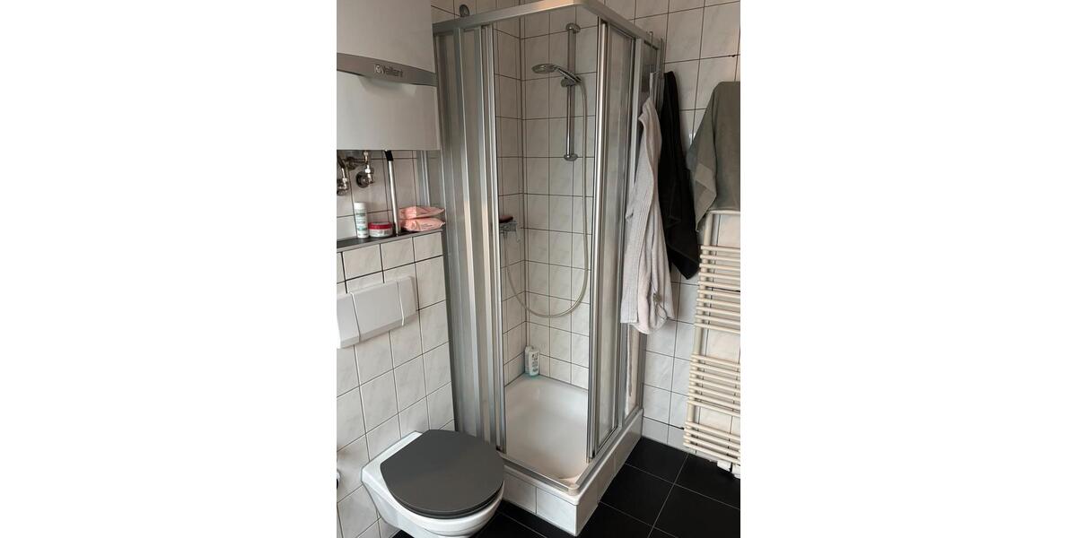 Dachgeschoßwohnung Offenbach am Main Hafen - 2 Zimmer, 75 m&sup2;, 1.200&euro; | Angebot:24771274