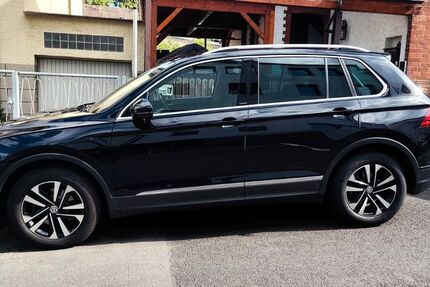 VW Tiguan 91.500 km 18.900 &euro; Frankfurt 65931
