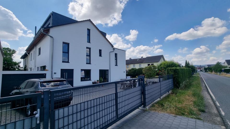 Burgholzhausen: Modernes EFH mit tollem Gartengrundstück! 7 zimmer