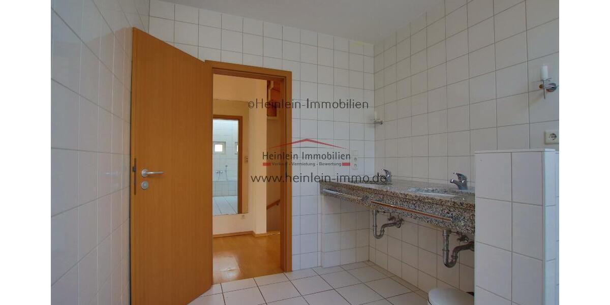 Reiheneckhaus 7 ZKB #2 Bäder #Carport #Garten #Zisterne #Keller ausgebaut #Griesheim Im Wiesengarten - Reihenendhaus Griesheim | Angebot:23732805