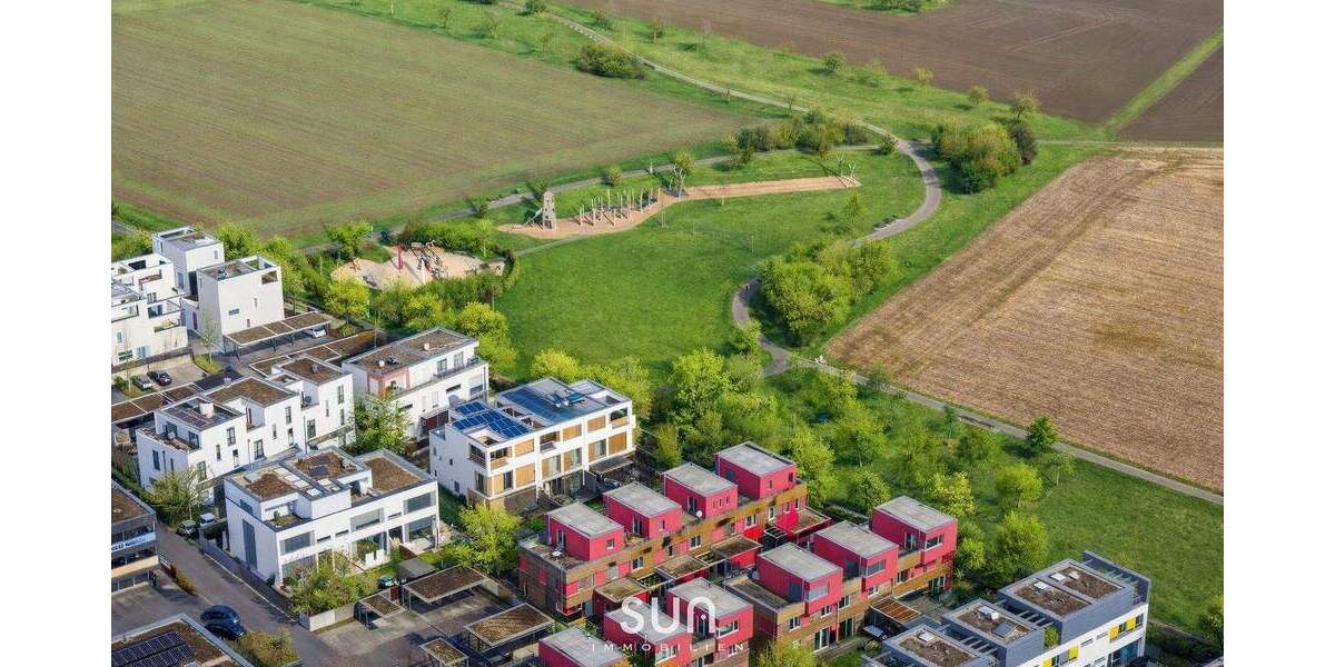 Reihenmittelhaus Frankfurt am Main Kalbach-Riedberg - 6 Zimmer, 160 m&sup2;, 1.150.000&euro; | Angebot:25525603