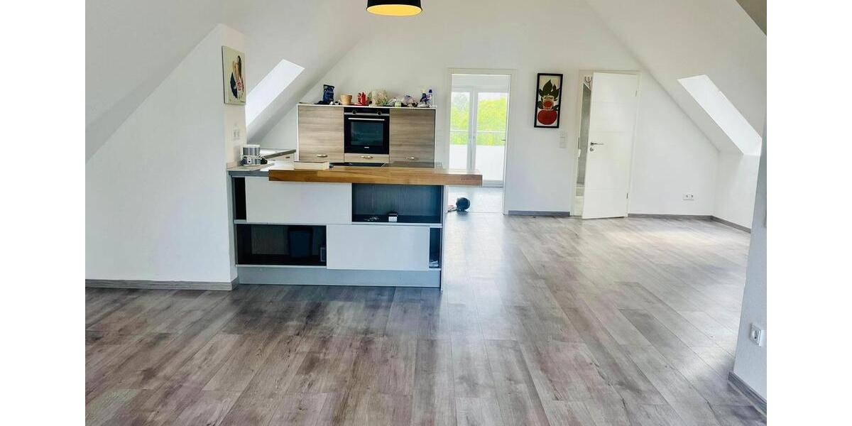 Etagenwohnung Frankfurt am Main Bergen-Enkheim - 3 Zimmer, 110 m&sup2;, 1.850&euro; | Angebot:26075351