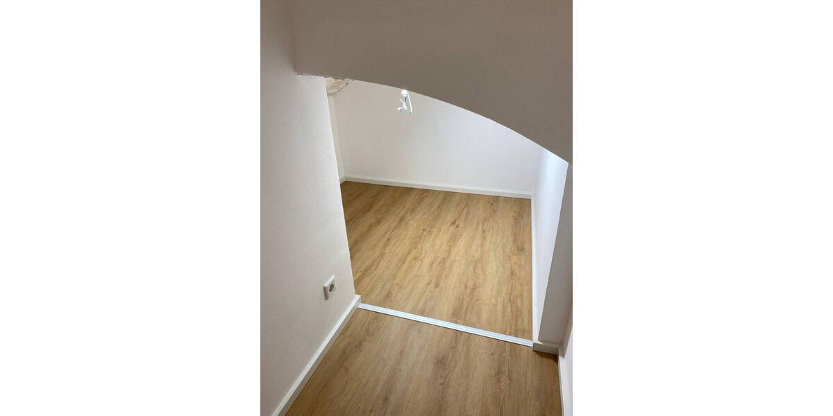 Etagenwohnung Darmstadt Bessungen - 2 Zimmer, 65 m&sup2;, 1.150&euro; | Angebot:26730928