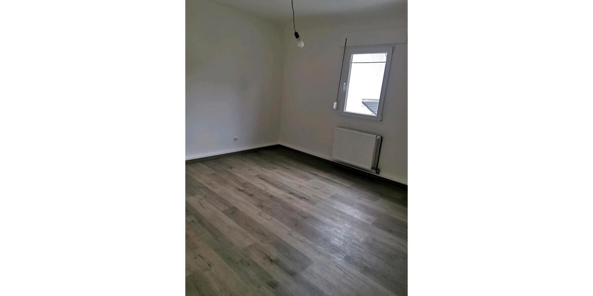 Doppelhaushälfte Flörsheim am Main - 6 Zimmer, 110 m&sup2;, 480.000&euro; | Angebot:25825413