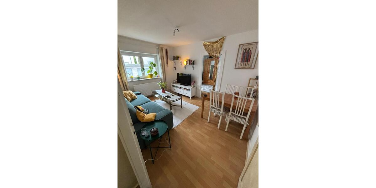Hochparterre Frankfurt am Main Oberrad - 2 Zimmer, 43 m&sup2;, 660&euro; | Angebot:25749656