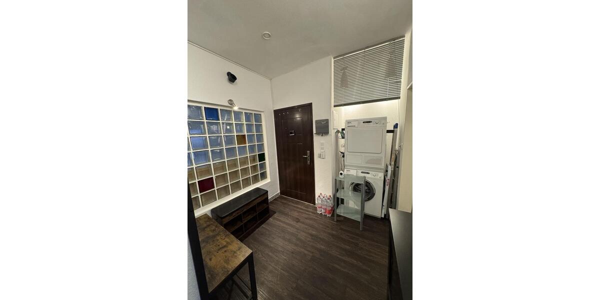 Möblierte 3-Zimmer-Wohnung (90 m²) mit Balkon, Klima & EBK – Nähe EZB 3 zimmer