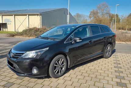 Toyota Avensis 211.000 km 5.800 &euro; Erlensee 63526