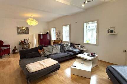 Wohnung zum Kaufen in Hofheim 325.000 € 116 m² 5 zimmer