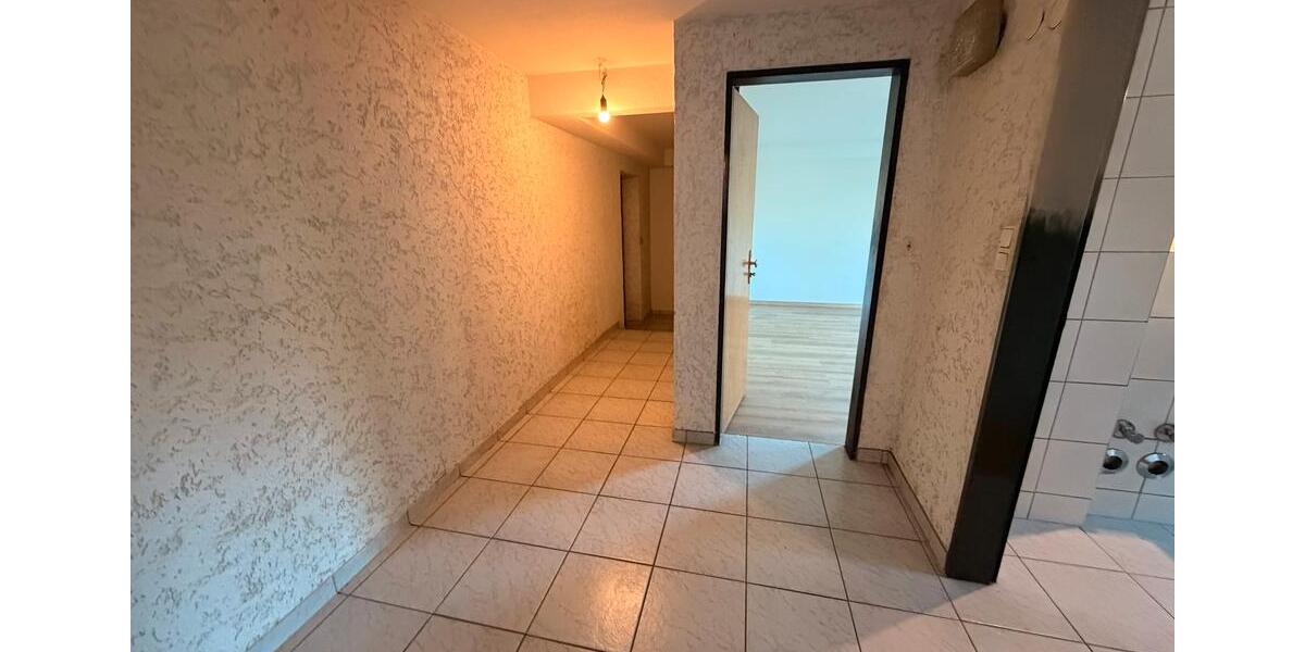Etagenwohnung Wehrheim - 2 Zimmer, 50 m&sup2;, 900&euro; | Angebot:26400046