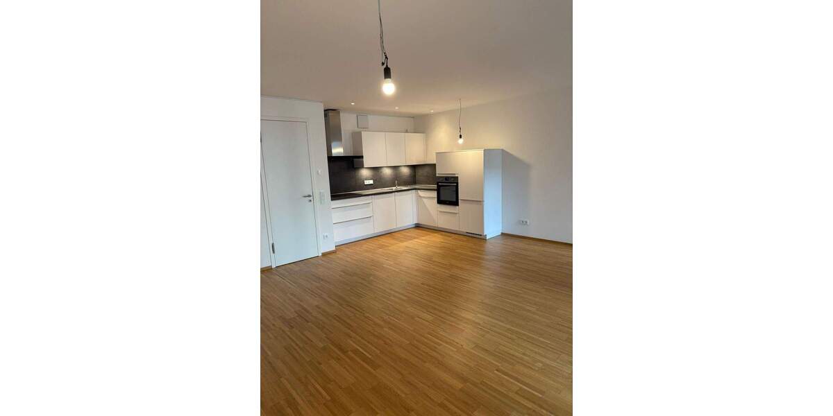 Etagenwohnung Offenbach am Main Hafen - 2 Zimmer, 71 m&sup2;, 1.355&euro; | Angebot:25400133