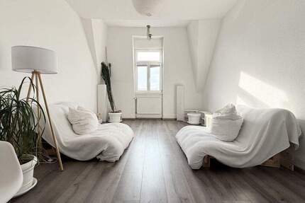 Wohnung Frankfurt am Main Höchst - 3 Zimmer, 92 m&sup2;, 1.850&euro; | Angebot:23433498