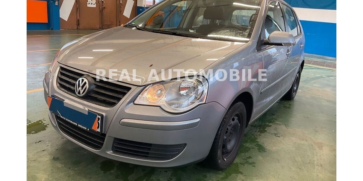VW Polo 156.000 km 2.900 &euro; Frankfurt am Main 65933