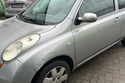Nissan Micra 124.000 km 990 &euro; Hanau 63452