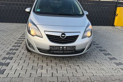 Opel Meriva 133.000 km 1.999 &euro; Frankfurt am main 60386