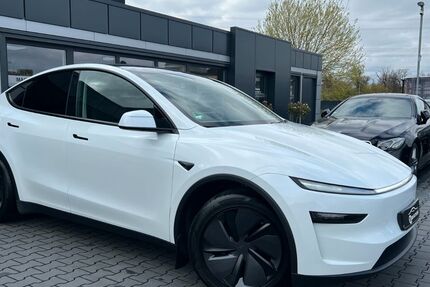 Tesla Model Y 14.800 km 47.890 &euro; Seligenstadt 63500