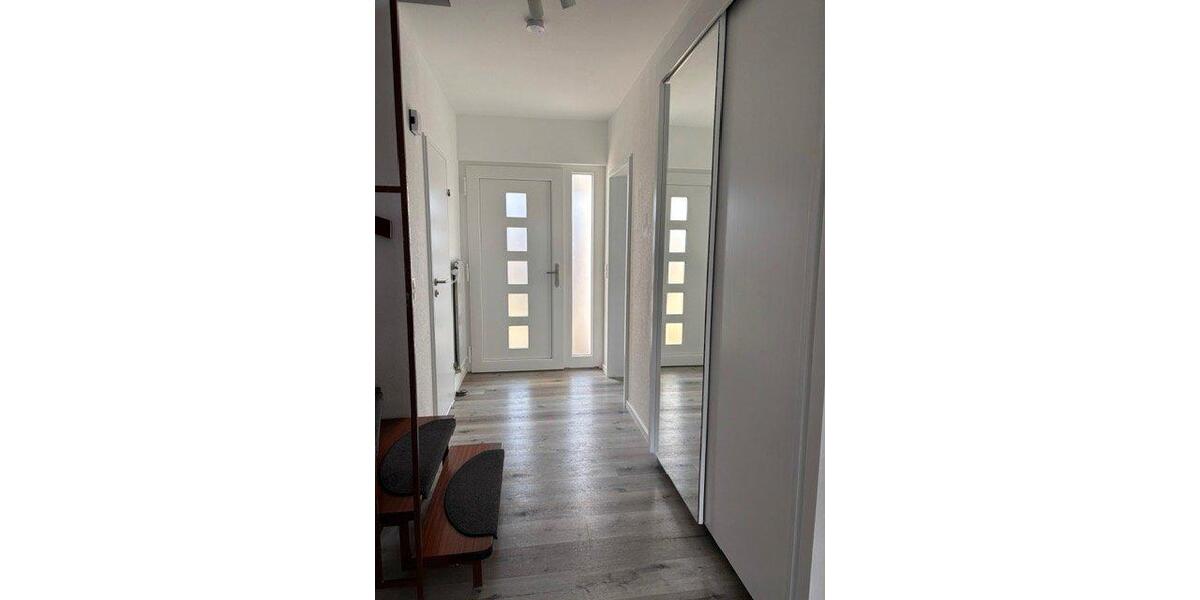 Reihenhaus Frankfurt am Main Bonames - 4.5 Zimmer, 138 m&sup2;, 2.000&euro; | Angebot:26048024
