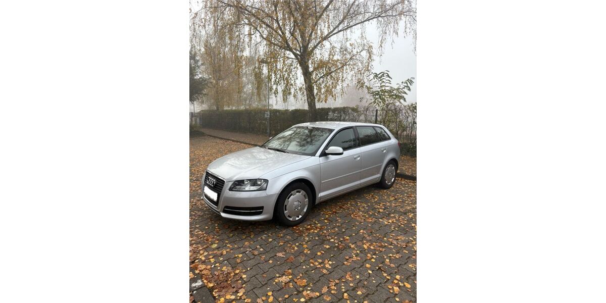 Audi A3 90.000 km 9.600 &euro; Neu-Isenburg 63263