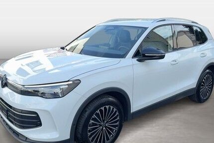 VW Tiguan 21.333 km 30.480 &euro; Frankfurt am Main 60528