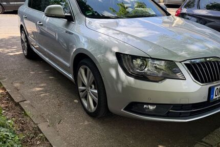 Skoda Superb 241.000 km 8.500 &euro; Offenbach am Main 63067