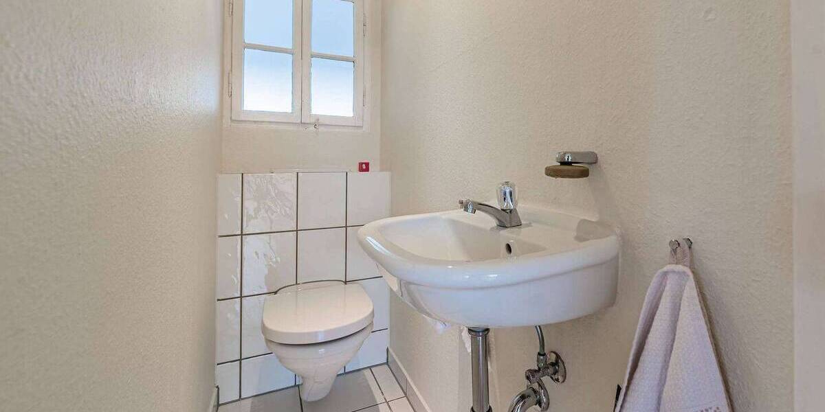 Etagenwohnung Bad Homburg vor der Höhe Bad Homburg - 3 Zimmer, 80 m&sup2;, 1.700&euro; | Angebot:26388794