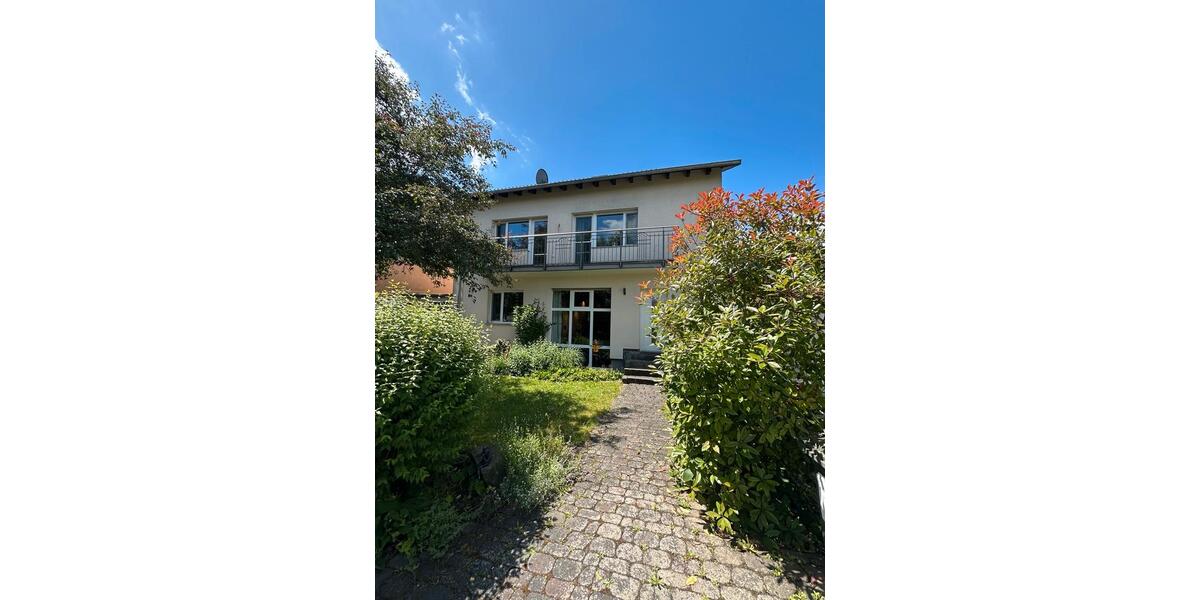 Einfamilienhaus Frankfurt am Main Bonames - 6 Zimmer, 230 m&sup2;, 950.000&euro; | Angebot:27233686