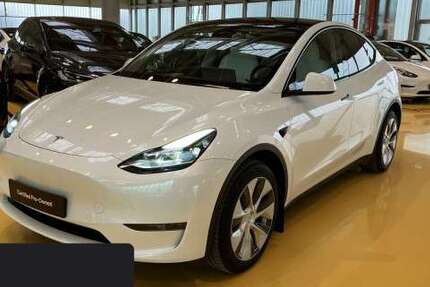 Tesla Model Y 52.268 km 34.300 &euro; Hanau 63457