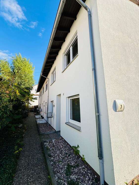 Haus zum Mieten in Weiterstadt 1.200 € 100 m² 5 zimmer