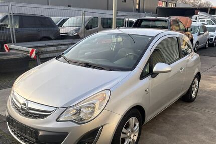 Opel Corsa 153.000 km 2.990 &euro; Frankfurt am Main 65933