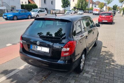 Skoda Fabia 69.000 km 5.999 &euro; Erzhausen 64390