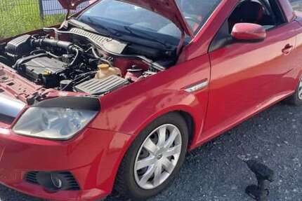 Opel Tigra 132.000 km 599 &euro; Ober-Mörlen 61239
