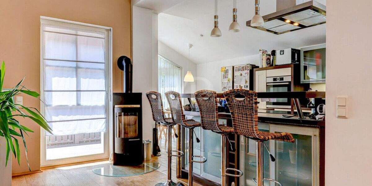 Wohlfühloase nahe der Kronberger Altstadt: Einfamilienhaus mit Garten 5 zimmer