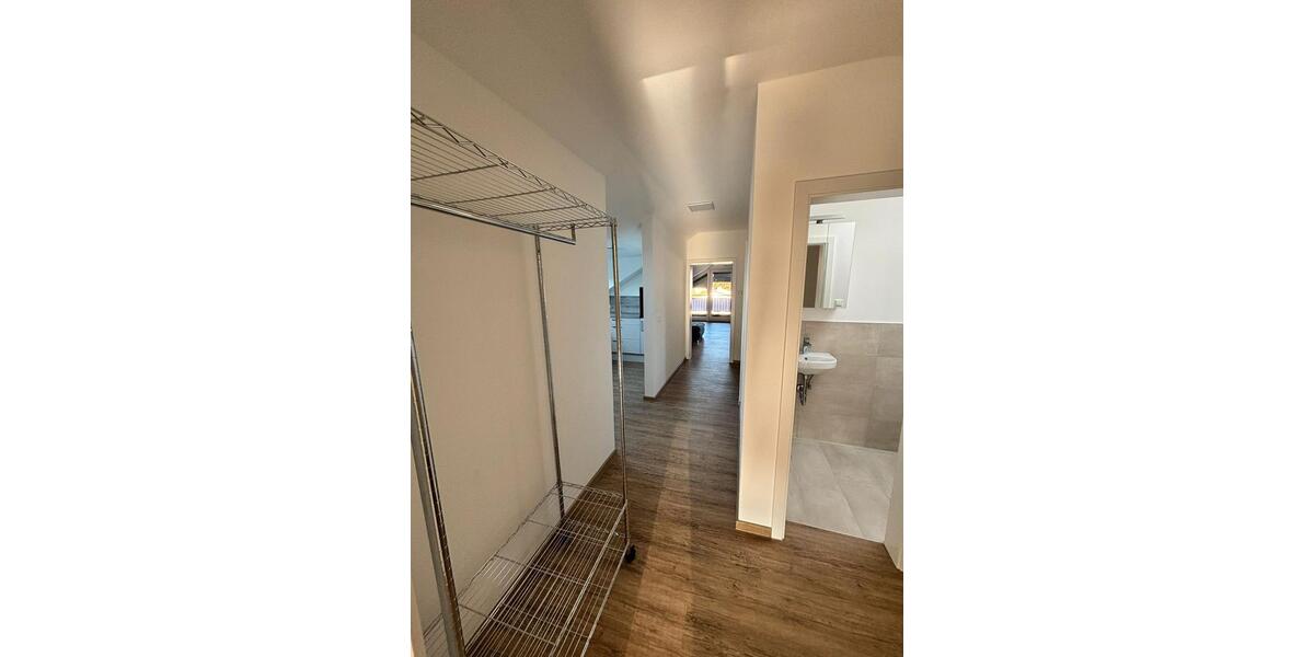 Dachgeschoßwohnung Karben - 2 Zimmer, 80 m&sup2;, 979&euro; | Angebot:26400052