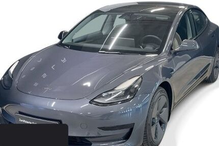 Tesla Model 3 32.990 km 33.100 &euro; Hanau 63457