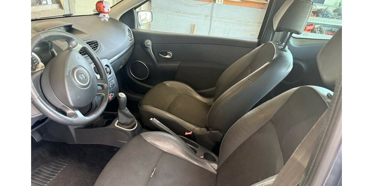 Renault Clio Exception-Startet nicht/Anlasser 205.000 km 499 &euro; Frankfurt 60386